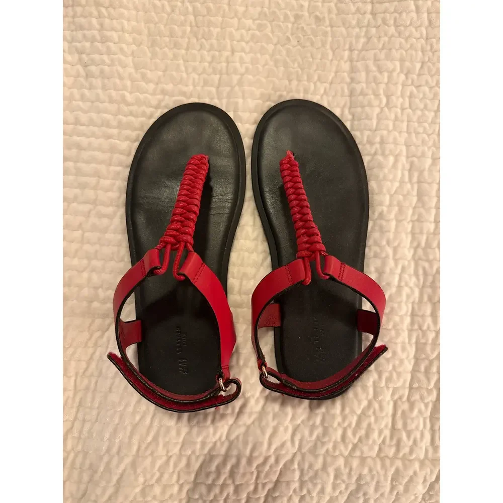H&M Leather Sandals in Red - Picture 2 of 3
